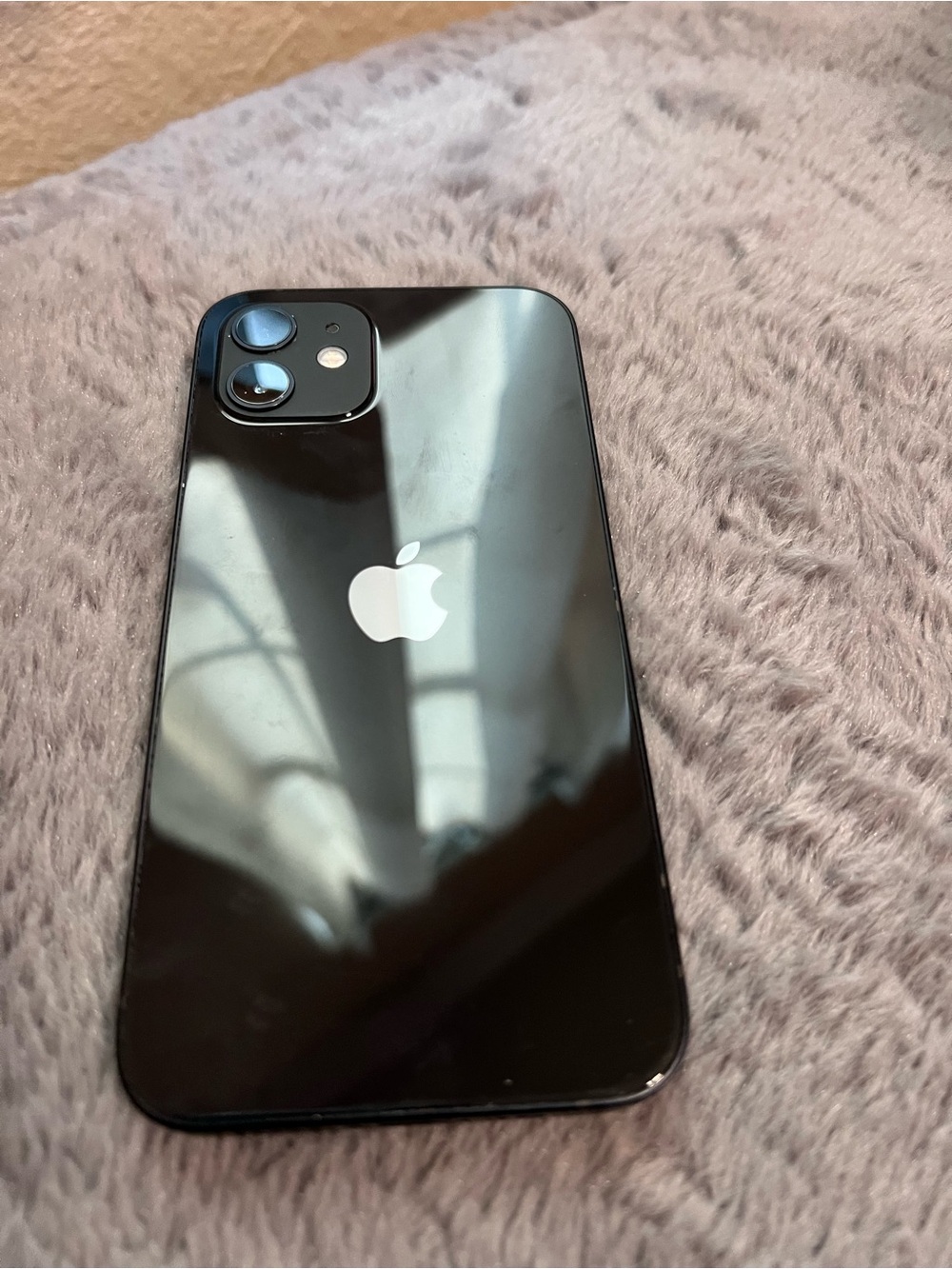 Apple iPhone 12, 64GB, Black, Factory Unlocked - Picture 3 of 3